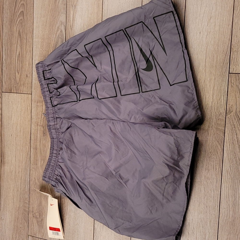 NIKE Grey Spellout Abstract Pattern Mens Large Athletic Running Shorts RARE NEW